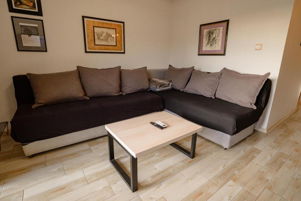 Apartman Sen'S Leskovac  Bagian luar foto